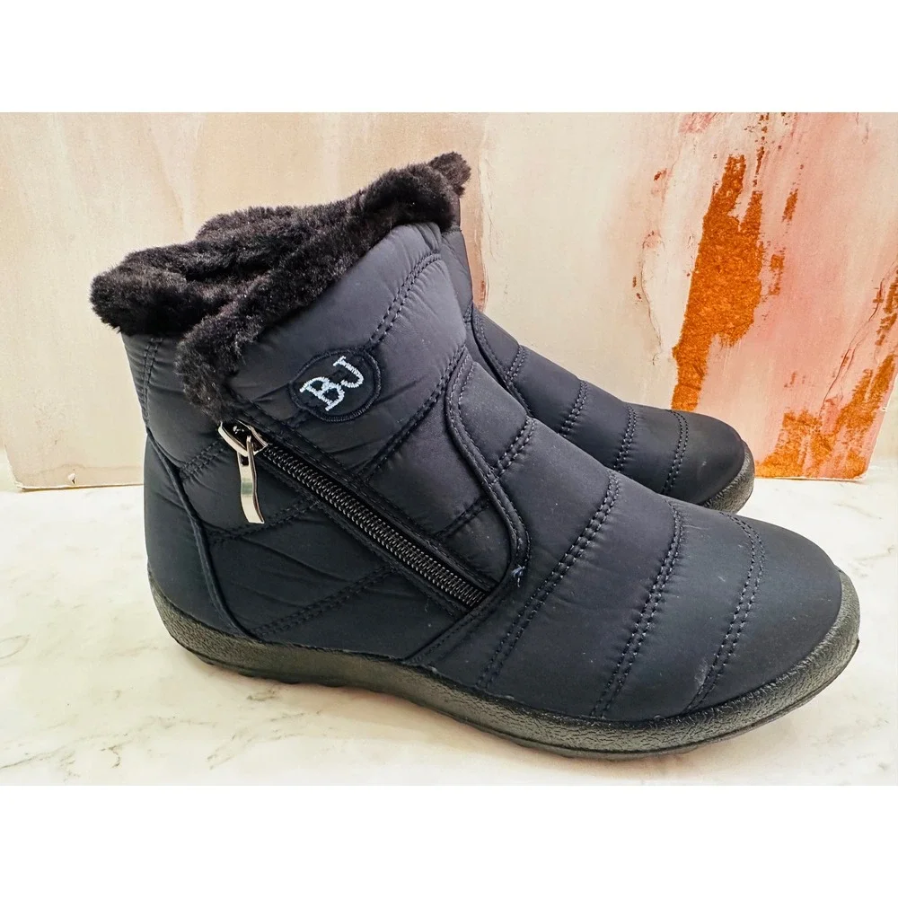 BJ Womens Navy Blue Quilted Faux Fur Lined Winter Snow Boots 39/8.5‎ Ankle Zip
